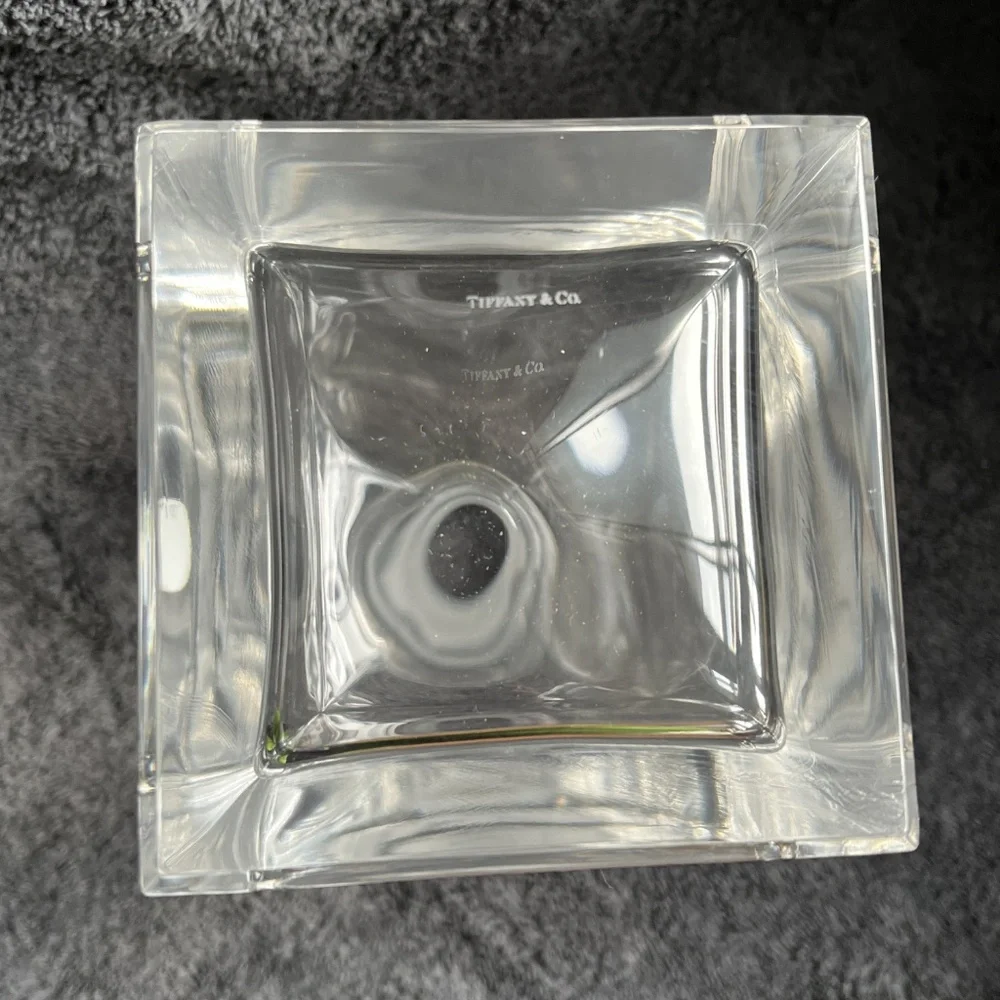 NWT Tiffany & Co. Home Essentials Classic Square Decanter in Crystal Glass 26 oz
